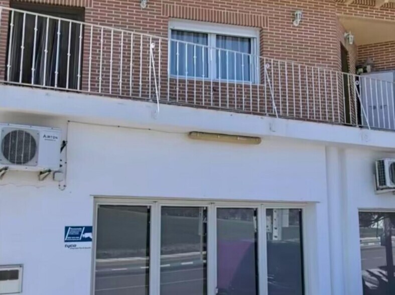 Industriel dans Villaluenga de la Sagra, Toledo à vendre - Photo du bâtiment - Image 2 de 17