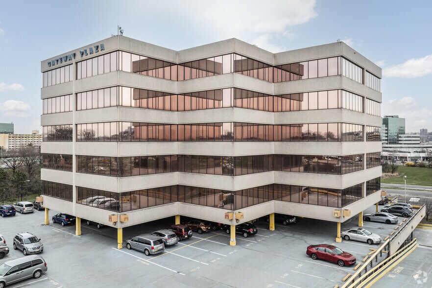 1 Harmon Meadow Blvd, Secaucus, NJ for lease - Building Photo - Image 1 of 6