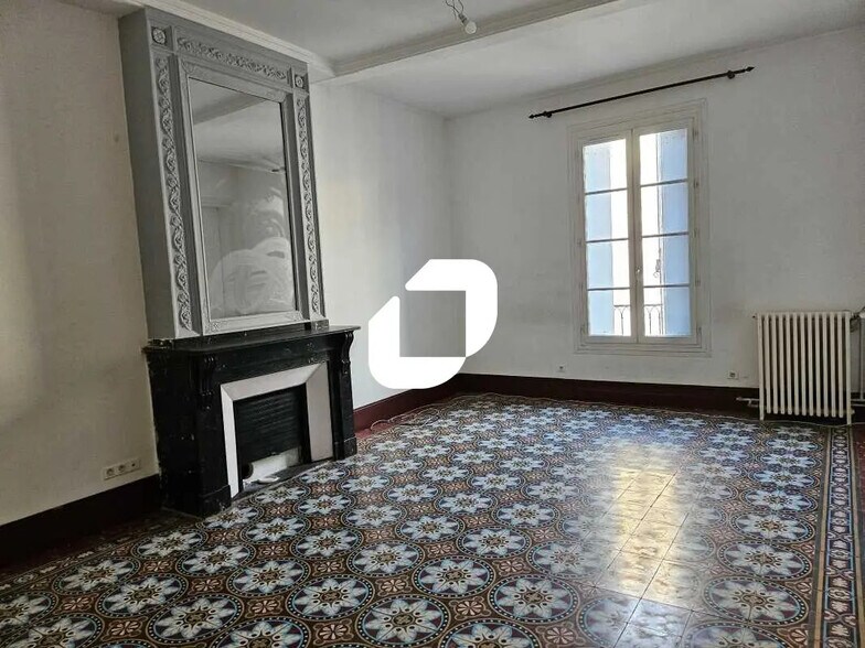 Office in Montpellier for lease - Building Photo - Image 2 of 12