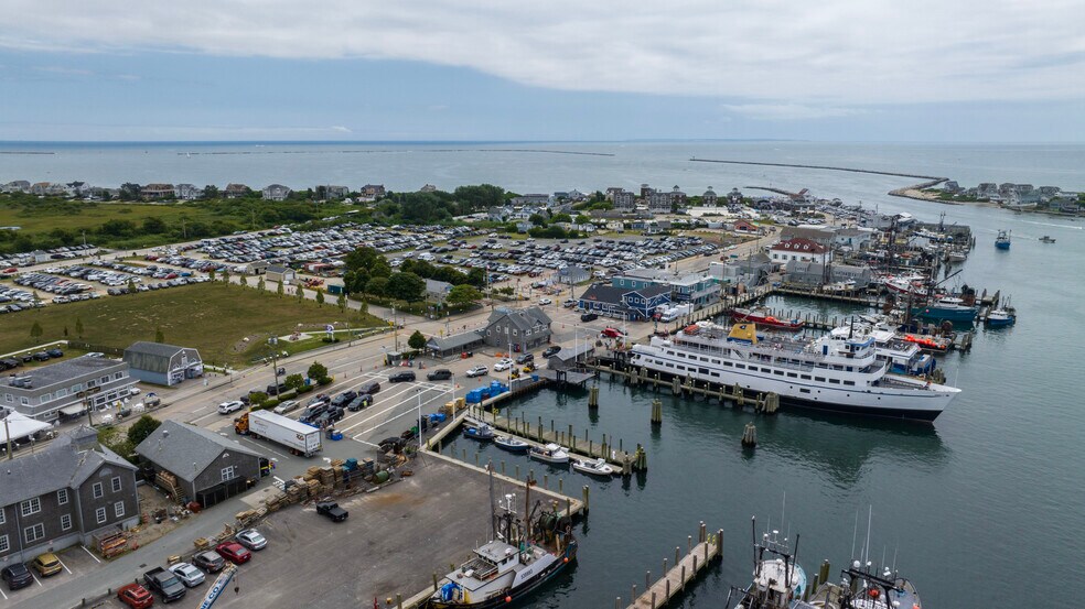 311 Great Island Rd, Narragansett, RI à vendre - Photo du bâtiment - Image 3 de 22