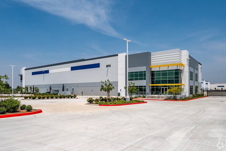 24712 6th St, San Bernardino, CA à louer - Photo du bâtiment - Image 1 de 10