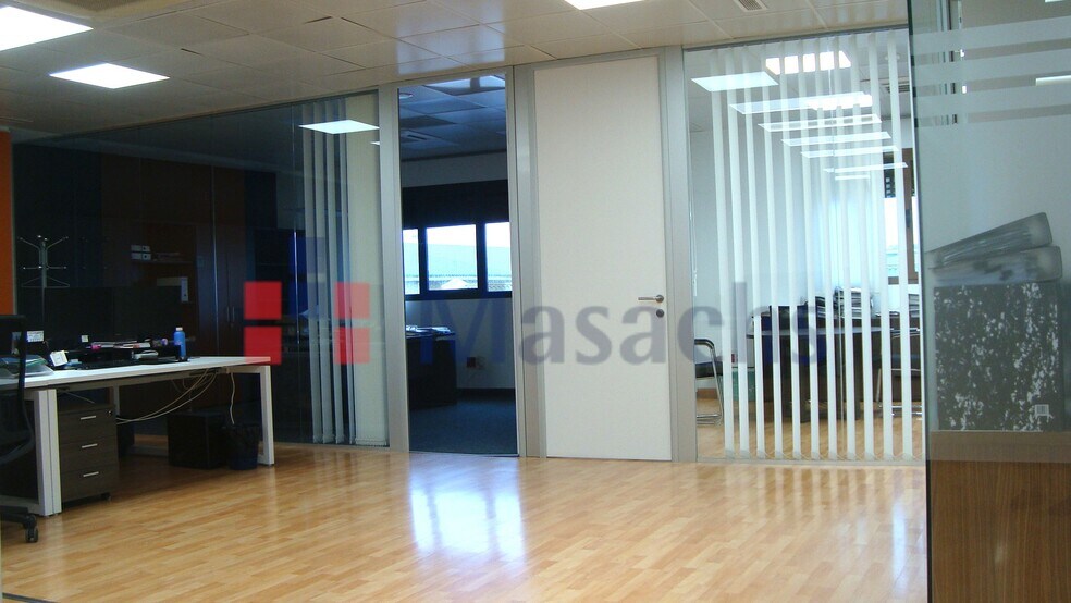 Industrial in Fuenlabrada, Madrid for lease - Interior Photo - Image 2 of 6