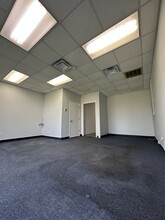 3350 Ulmerton Rd, Clearwater, FL for lease Building Photo- Image 2 of 7