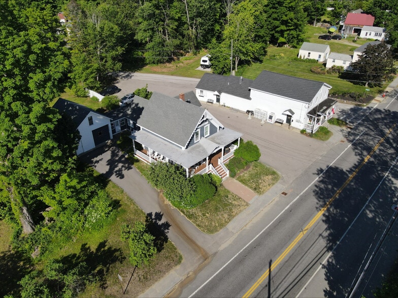 10 N Main St, Mont Vernon, NH à vendre - Photo du bâtiment - Image 2 de 20