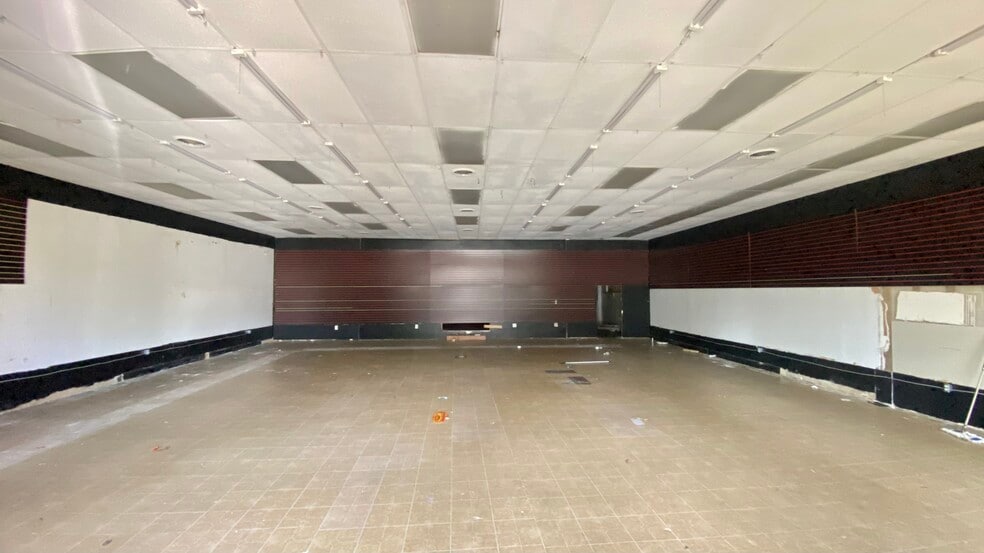 1421 Broad River Rd, Columbia, SC for lease - Interior Photo - Image 2 of 2