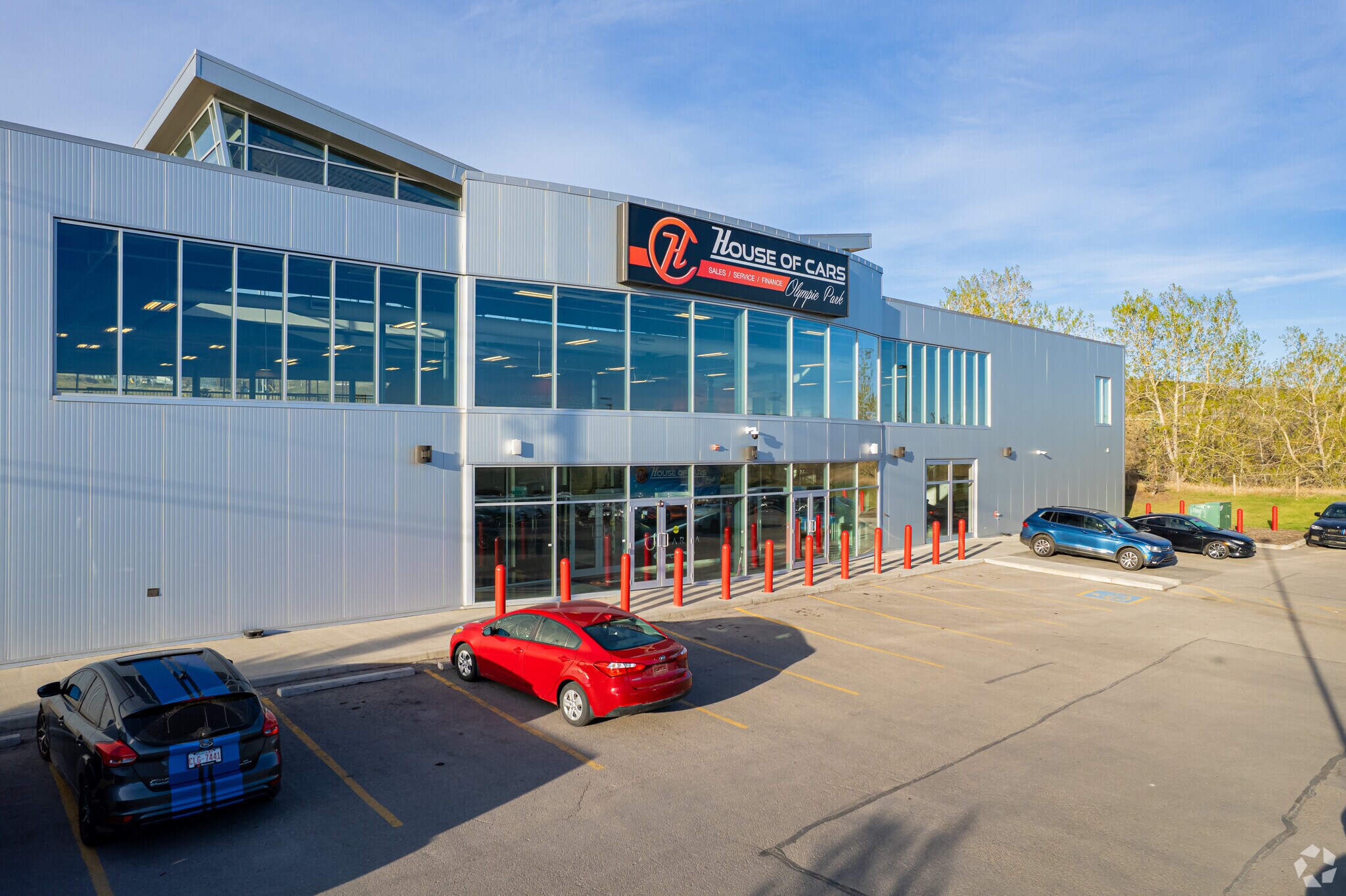 8525 Bowfort Rd NW, Calgary, AB à vendre Photo principale- Image 1 de 1