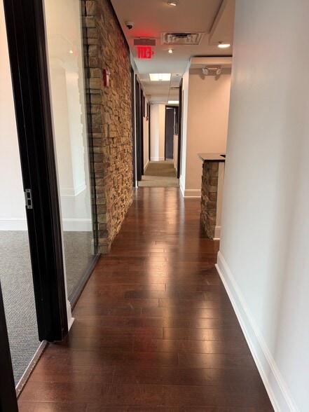 121-189 S Orange Ave, Orlando, FL for lease - Interior Photo - Image 3 of 12