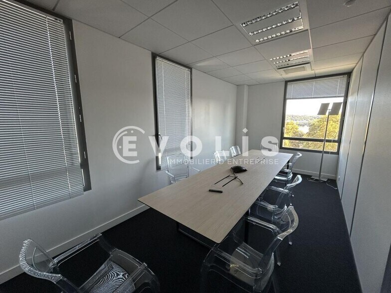 13 Rue De Gironde, Bordeaux for lease - Interior Photo - Image 3 of 7