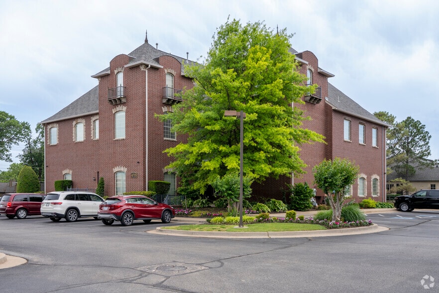 4715 E 91st St, Tulsa, OK à louer - Photo du bâtiment - Image 1 de 6