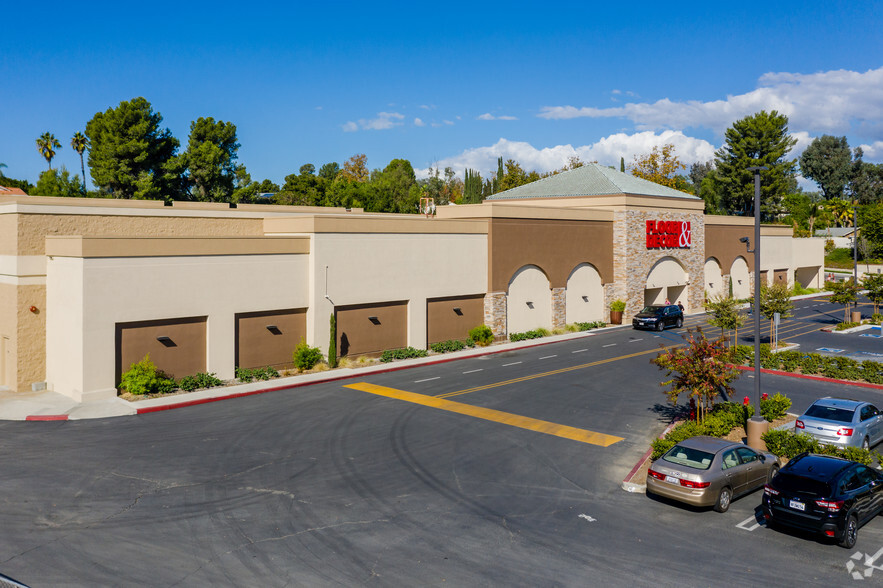 25872 Muirlands Blvd, Mission Viejo, CA for lease - Building Photo - Image 3 of 3