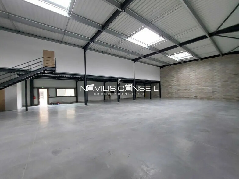 Flex in Launaguet for lease - Interior Photo - Image 2 of 9