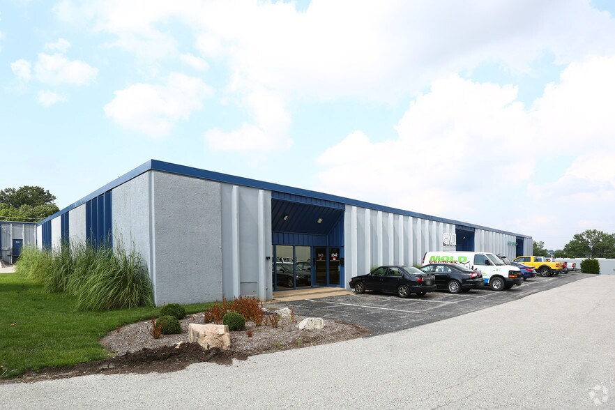 2330-2344 Weldon Pky, Saint Louis, MO for lease - Primary Photo - Image 1 of 10