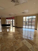 1720 Kingsway Dr, Cape Girardeau, MO for lease Interior Photo- Image 2 of 7