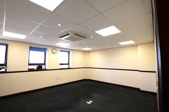 541 Blandford Rd, Poole for lease Interior Photo- Image 1 of 2