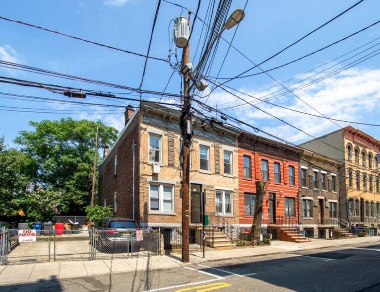 518 9th St, Union City, NJ for sale - Building Photo - Image 2 of 5