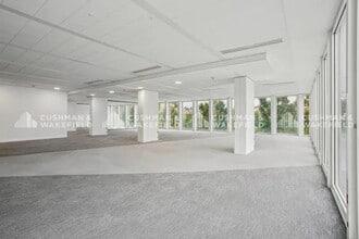 20-26 Boulevard Du Parc, Neuilly-sur-Seine for lease Interior Photo- Image 1 of 9