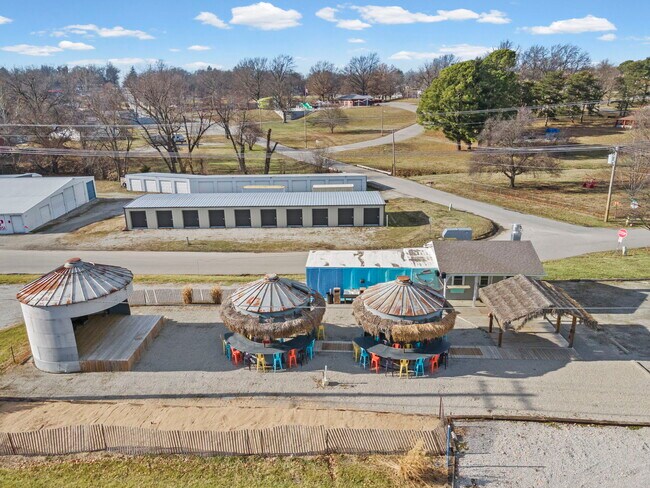 Plus de détails pour 519 Mason st, Carrollton, MO - Commerce de détail à vendre