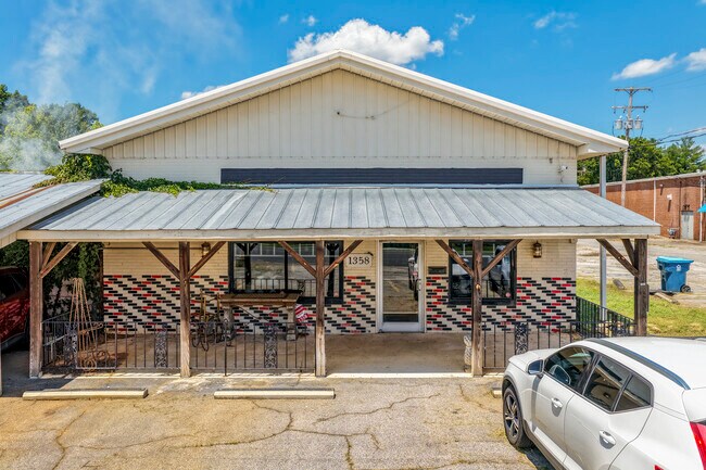 More details for 1358 W Main St, Forest City, NC - Industrial for Sale