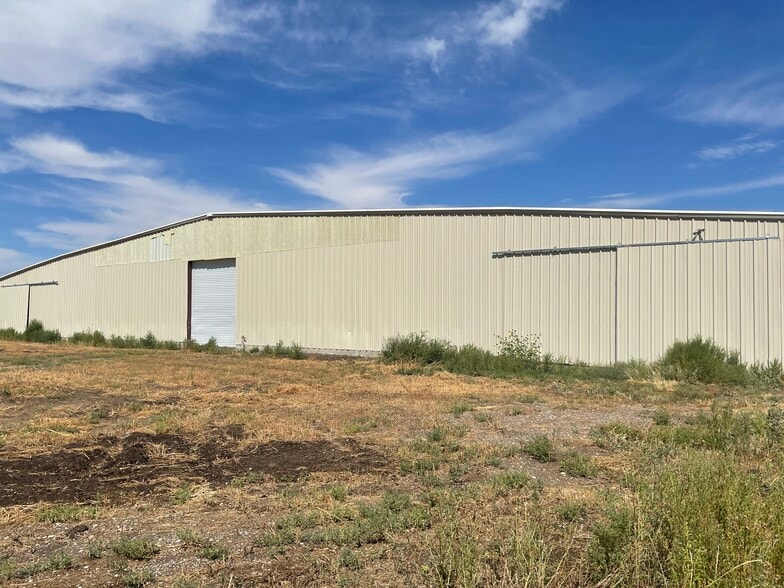 675 Vaughn South Frontage Rd, Great Falls, MT for lease - Building Photo - Image 1 of 2