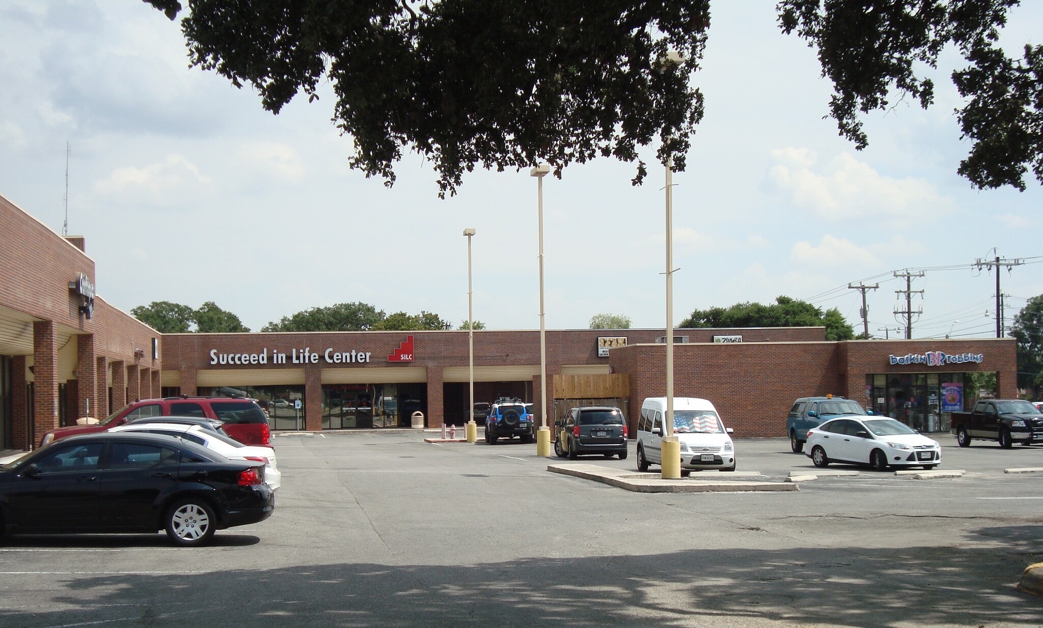 6715 Bandera Rd, San Antonio, TX for lease Primary Photo- Image 1 of 10