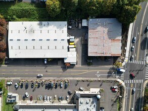 8498 SW Warm Springs St, Tualatin, OR - AERIAL  map view