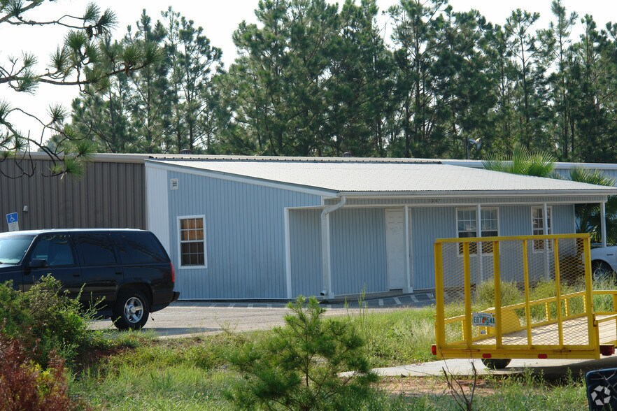 5287 E Bay Blvd, Gulf Breeze, FL à vendre - Photo du bâtiment - Image 2 de 2