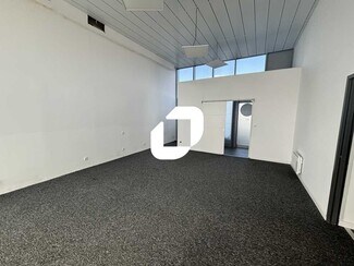 Plus de détails pour Commerce de détail à louer