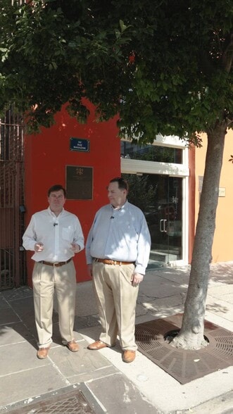 747 Magazine St, New Orleans, LA à vendre - Vidéo sur l’inscription commerciale - Image 2 de 2