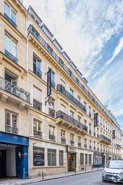 50 Rue Taitbout, Paris for lease - Primary Photo - Image 1 of 4