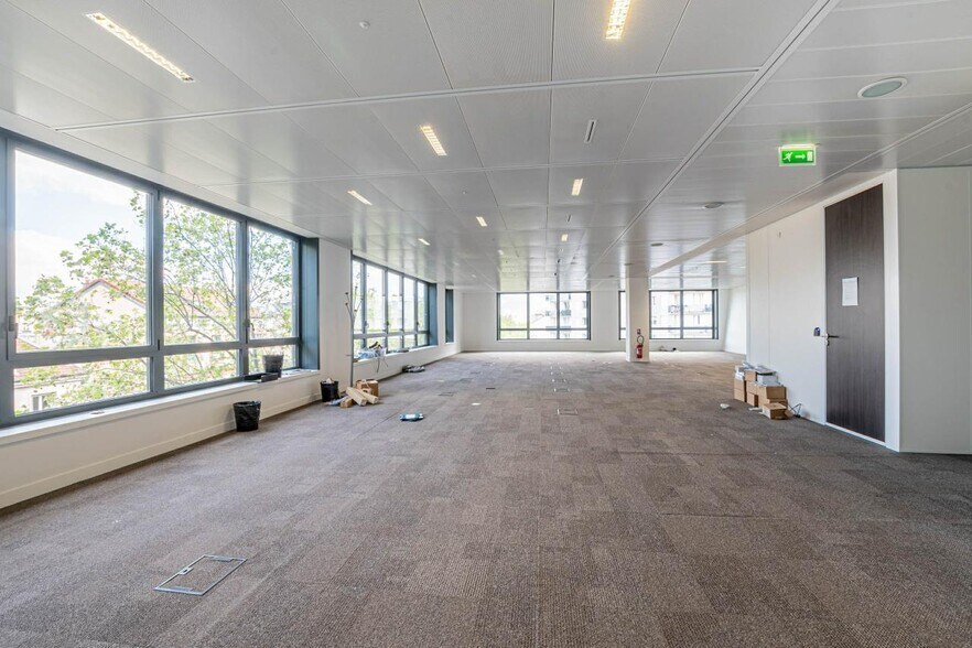 157 Avenue Pierre Brossolette, Montrouge à louer - Photo du bâtiment - Image 3 de 10