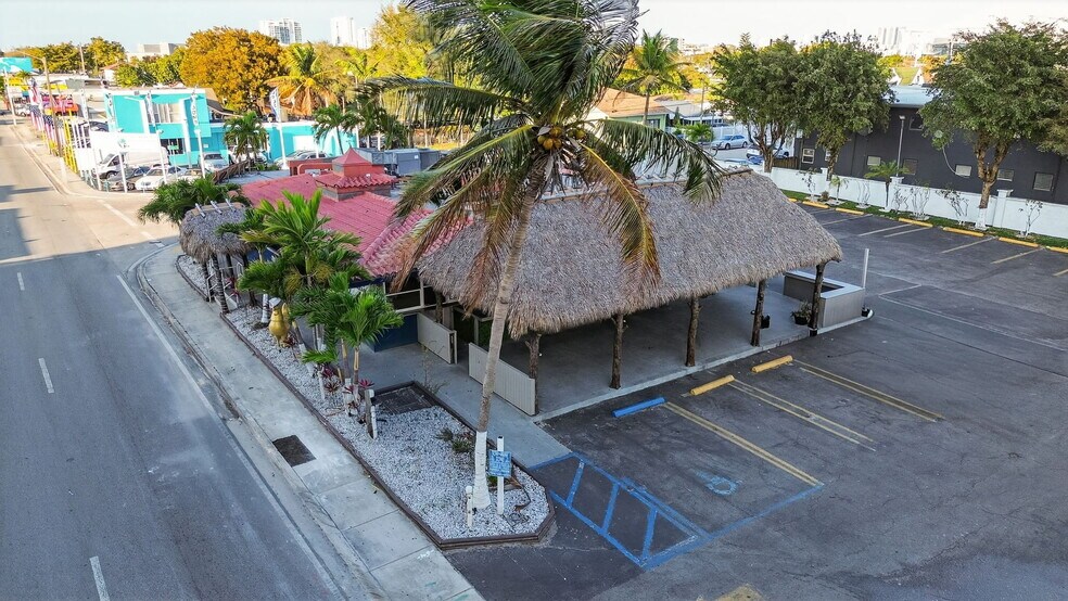 45 NW 22nd Ave, Miami, FL à louer - Photo du bâtiment - Image 2 de 60