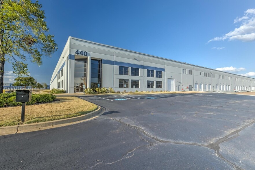 440-480 Stateline Rd E, Southaven, MS à louer - Photo du bâtiment - Image 2 de 7