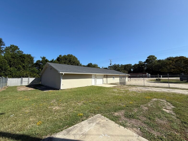 3738 Boone Trl, Fayetteville, NC for sale - Building Photo - Image 3 of 15