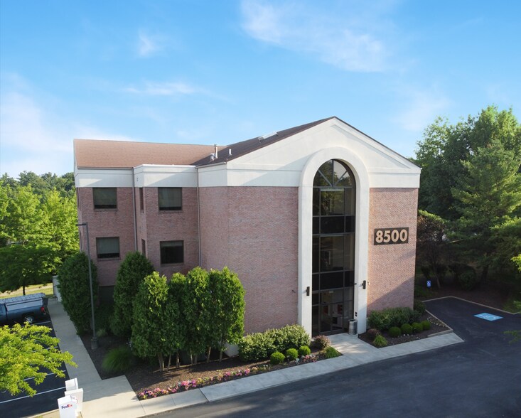8500 Brooktree Rd, Wexford, PA à louer - Photo du bâtiment - Image 1 de 4
