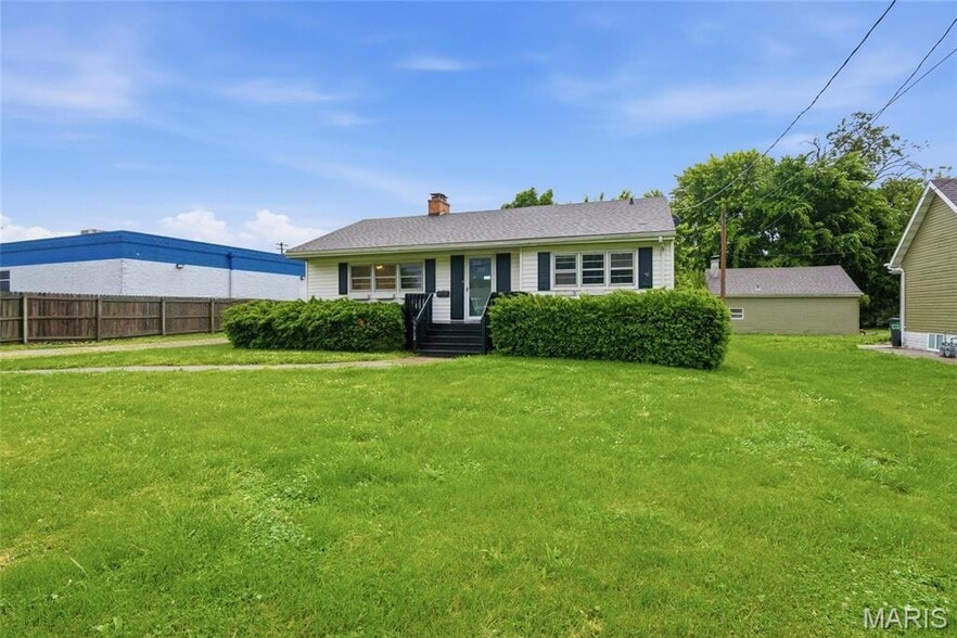 5912 N Belt W, Belleville, IL for sale - Building Photo - Image 3 of 45