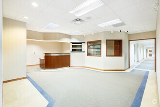 3948 Ranchero Dr, Ann Arbor, MI for lease Interior Photo- Image 1 of 5