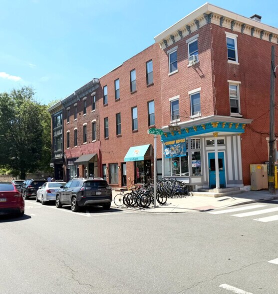 2017-2019 Fairmount Ave, Philadelphia, PA à vendre - Photo principale - Image 1 de 7