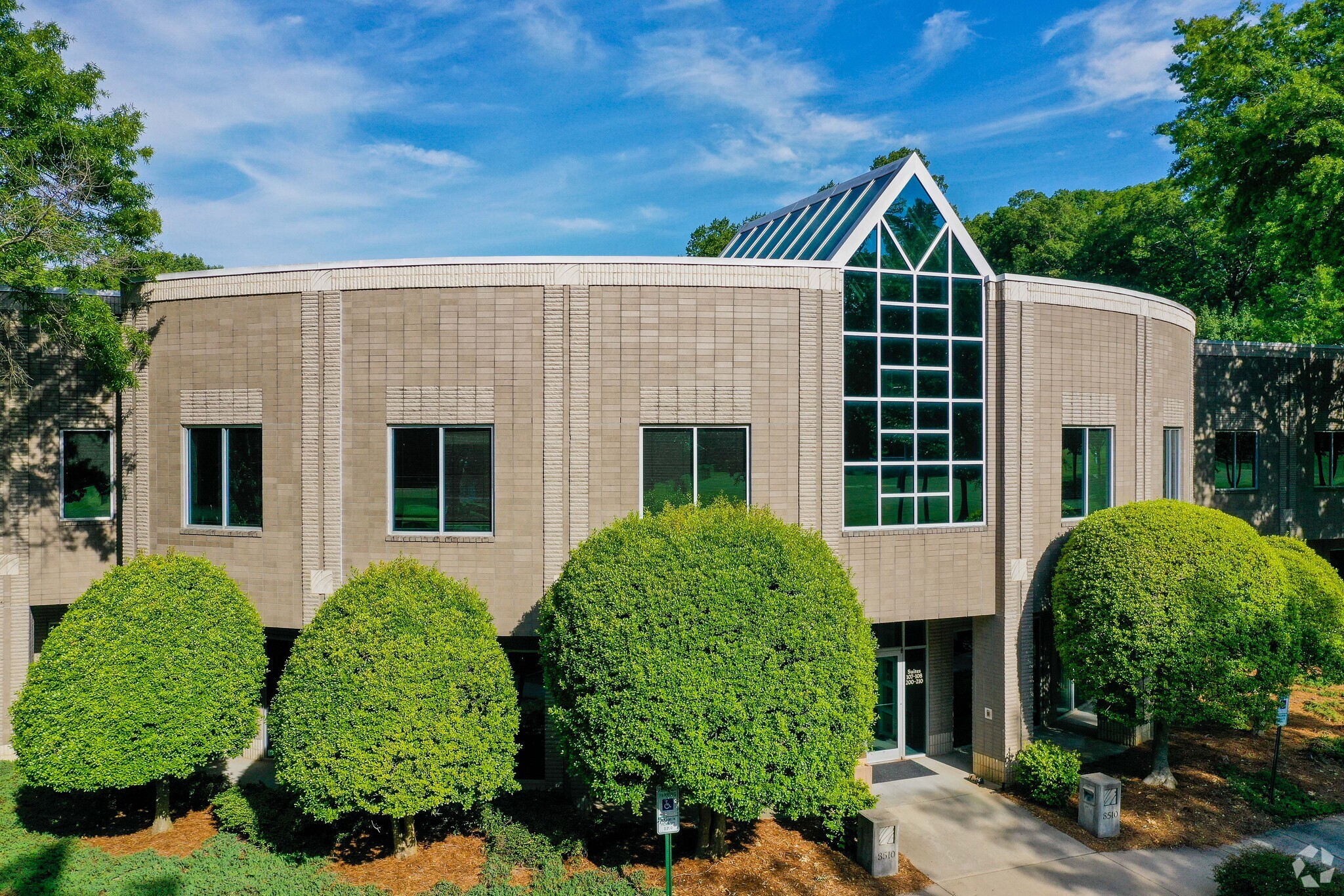 8510 McAlpine Park Dr, Charlotte, NC for lease Building Photo- Image 1 of 49