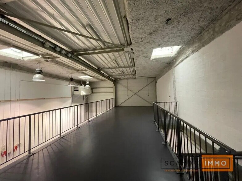 Industriel dans Choisy-le-Roi à louer - Photo du bâtiment - Image 3 de 6