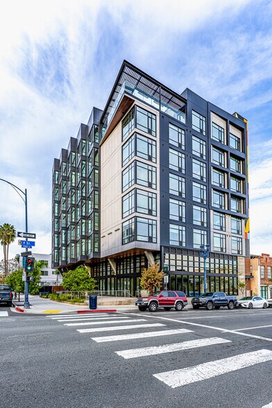 805 13th St, San Diego, CA à louer - Photo du bâtiment - Image 2 de 2