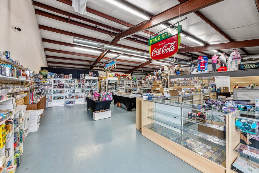 5106 Wilkinson Blvd, Cramerton, NC à louer - Photo du bâtiment - Image 3 de 7