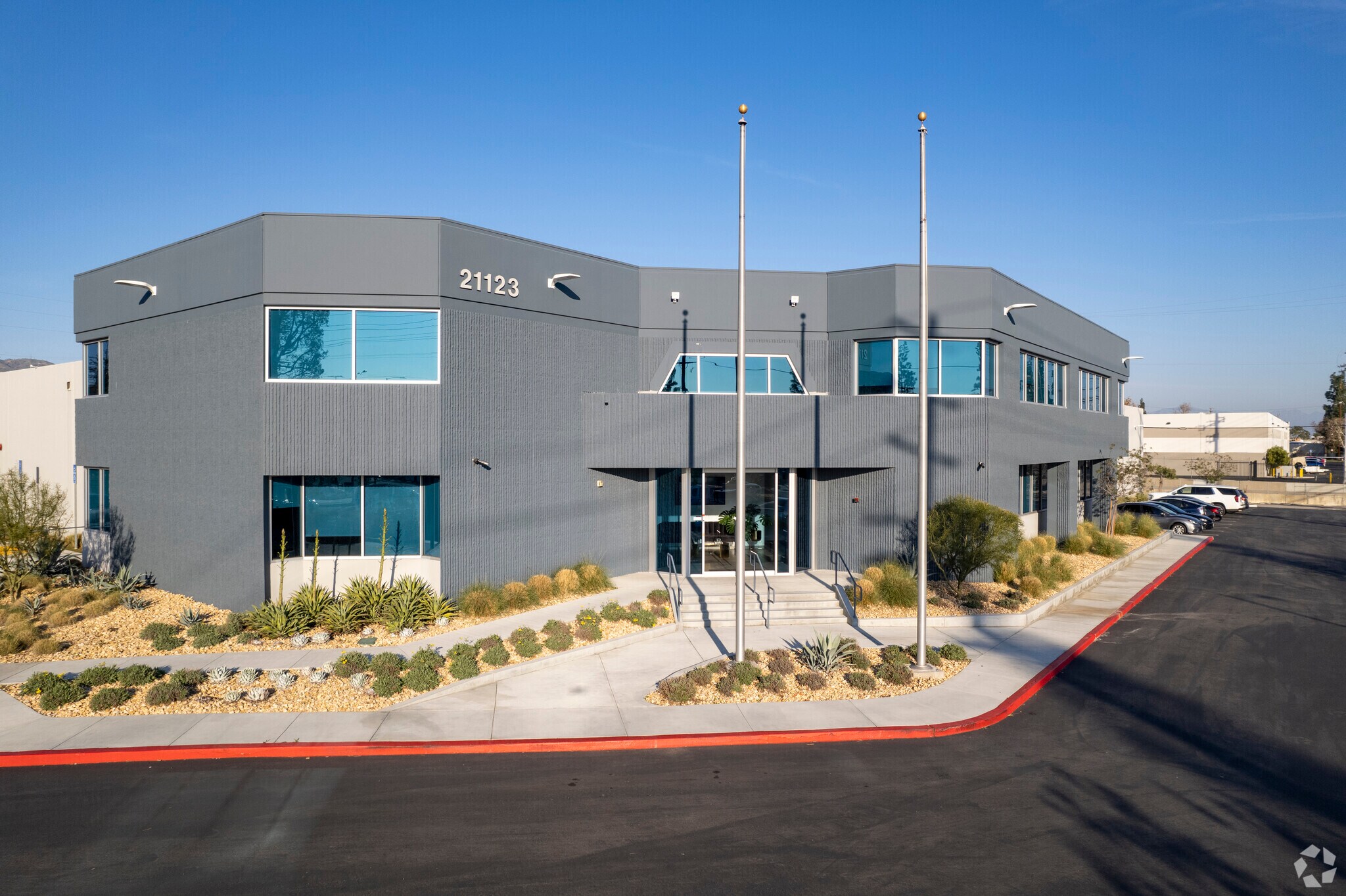 21123 Nordhoff St, Chatsworth, CA for lease Primary Photo- Image 1 of 28