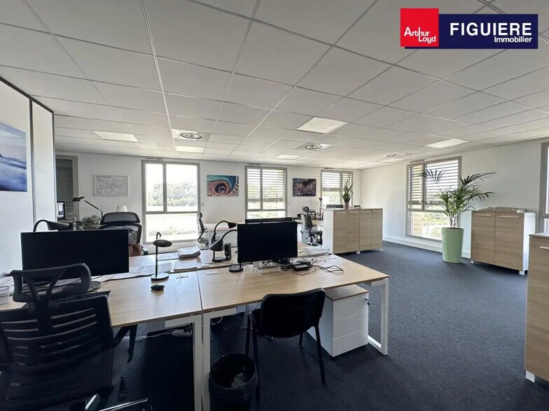 Bureau dans Aix-en-Provence à louer - Photo intérieure - Image 3 de 7