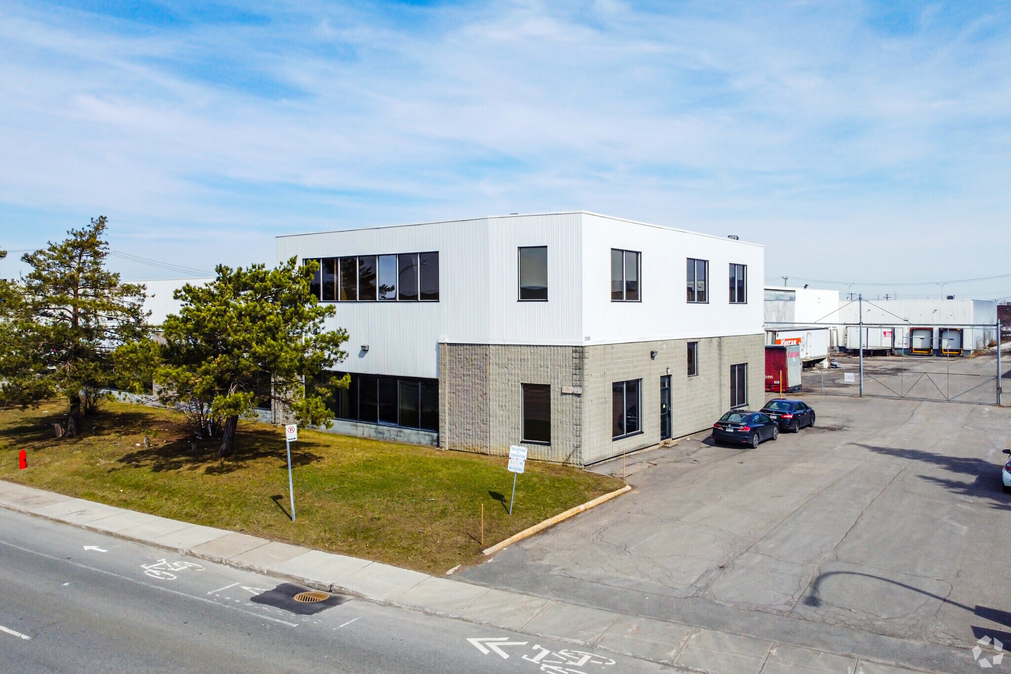 2505 Halpern, Montréal, QC for sale Building Photo- Image 1 of 1