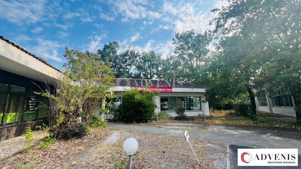 Office in Merignac for sale - Building Photo - Image 2 of 12
