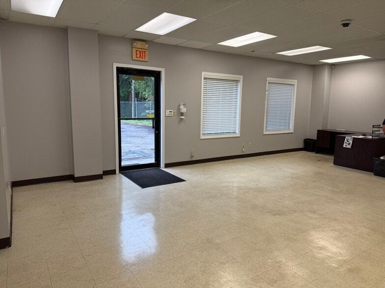 8033 Airway Park Dr, Mobile, AL for lease - Interior Photo - Image 3 of 15