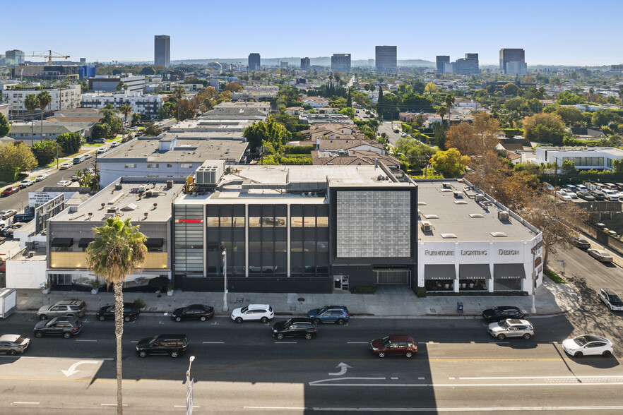 7966 Beverly Blvd, Los Angeles, CA for lease - Building Photo - Image 2 of 12