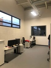 746 Gotham Pky, Carlstadt, NJ à louer Photo intérieure- Image 2 de 9