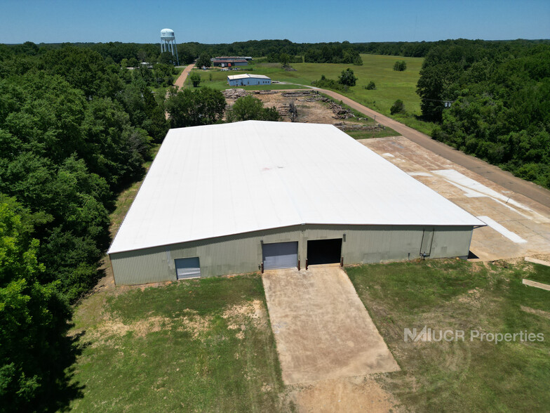 405 Commerce Park Ave, Canton, MS for lease - Building Photo - Image 3 of 17