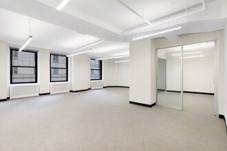 299 Broadway, New York, NY for lease Interior Photo- Image 2 of 5